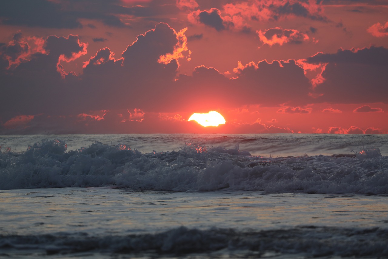sea  sunset  water free photo