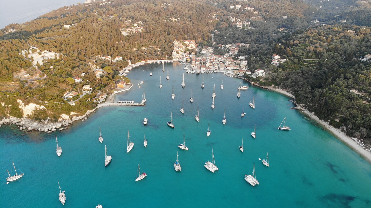 sea  coastline  boats free photo