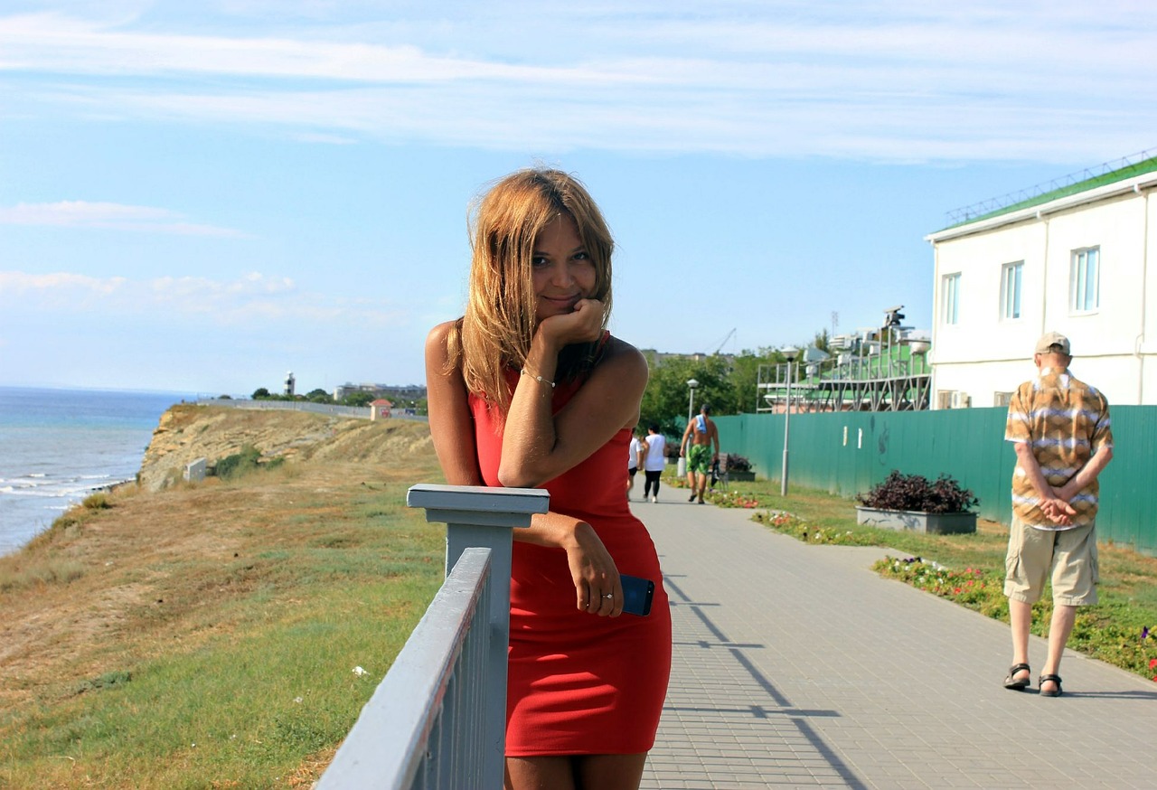 sea visoky bereg girl free photo