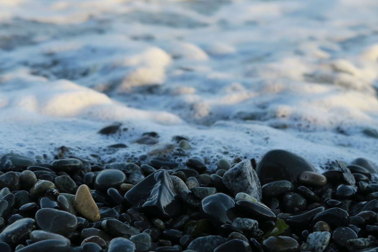 sea  stones  canada free photo