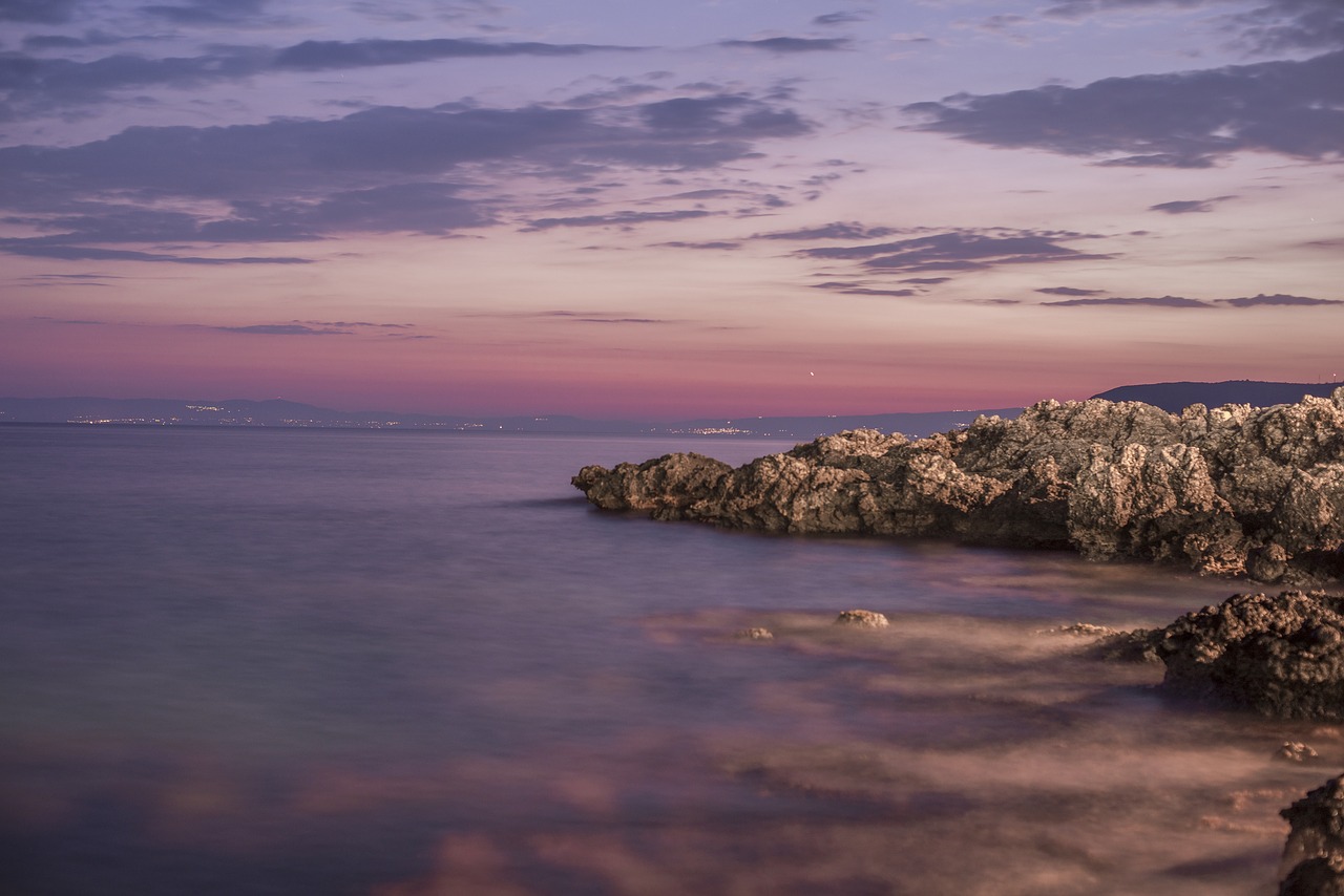 sea  purple  sky free photo