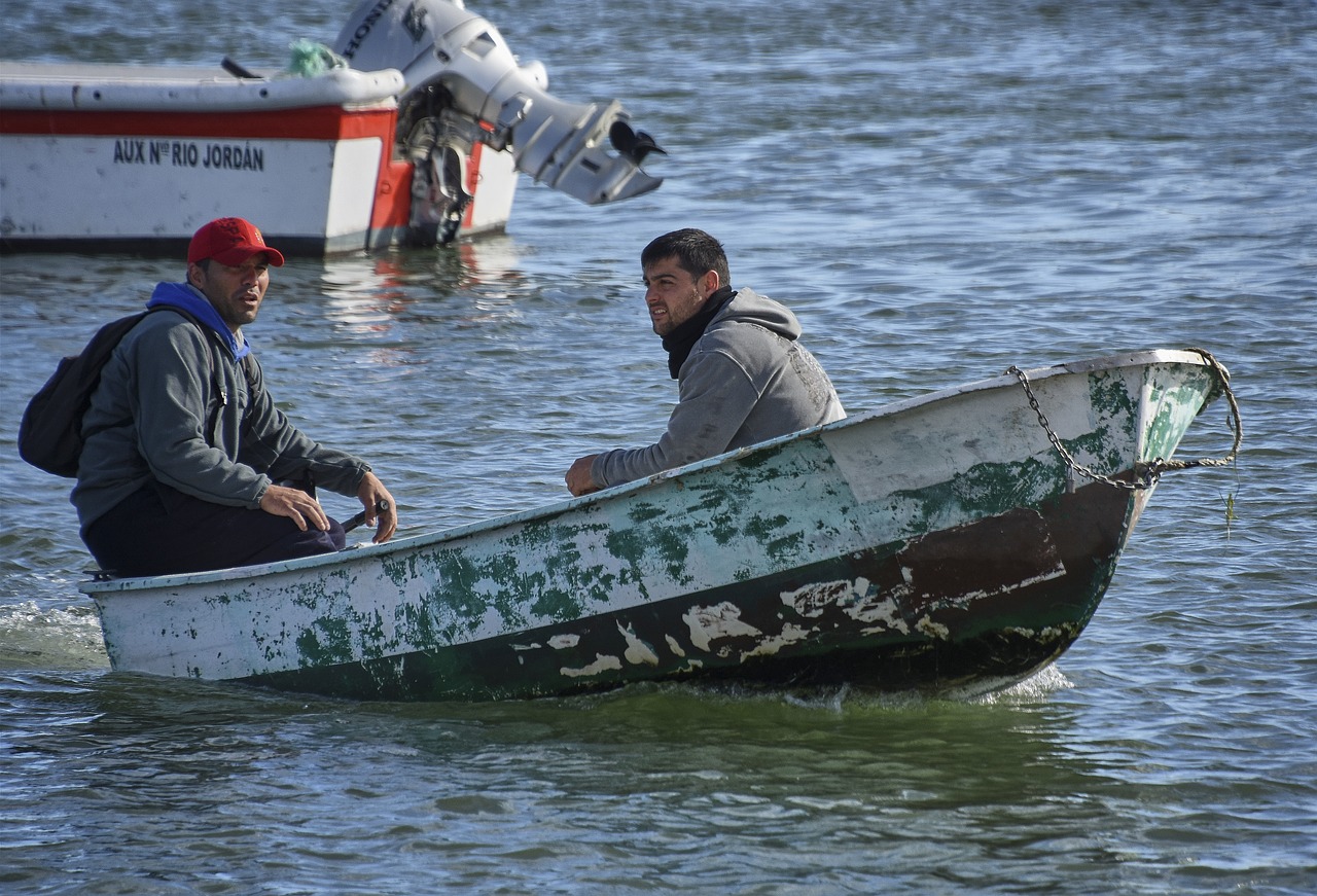 sea  fishing  boat free photo