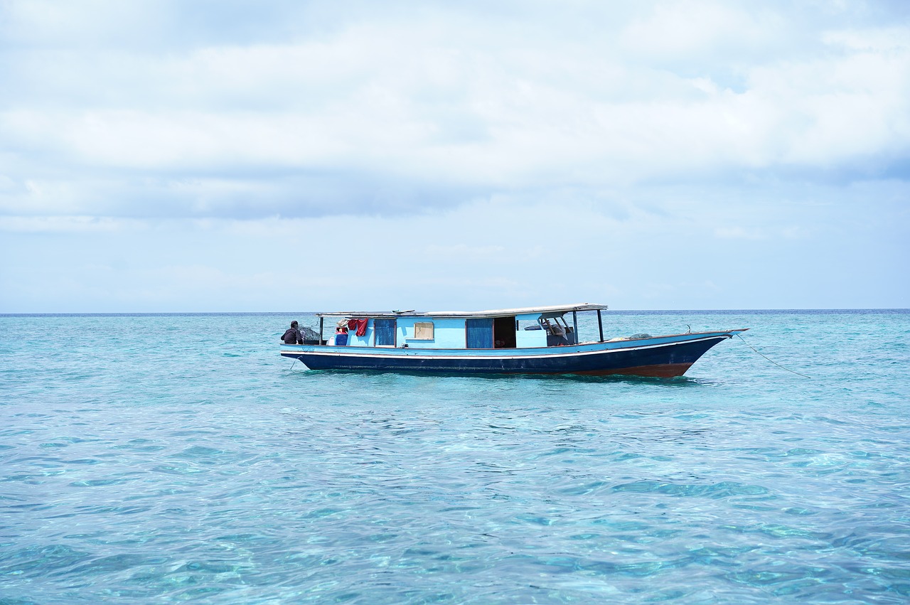 sea  boat  landscape free photo