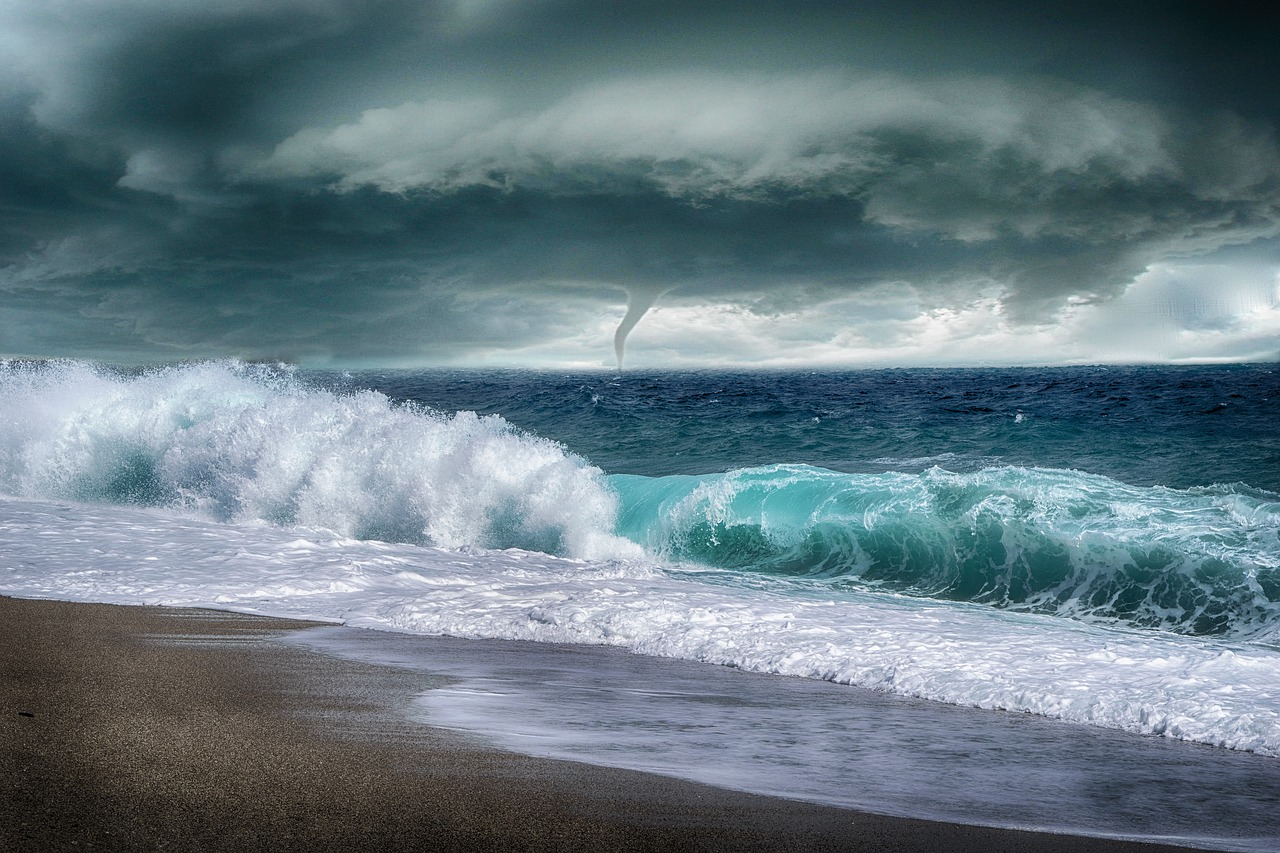 sea  storm  waves free photo