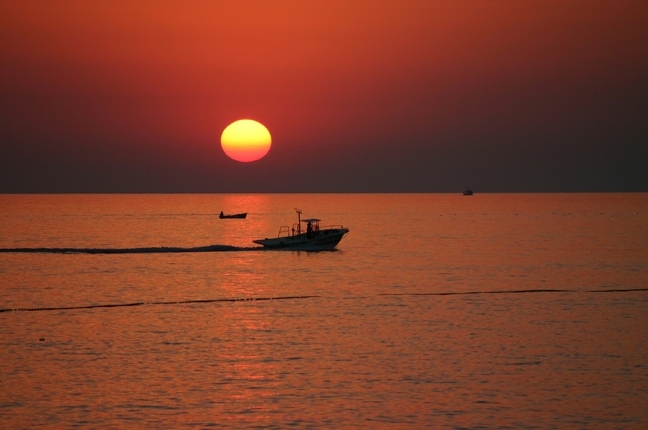 sea evening ship free photo