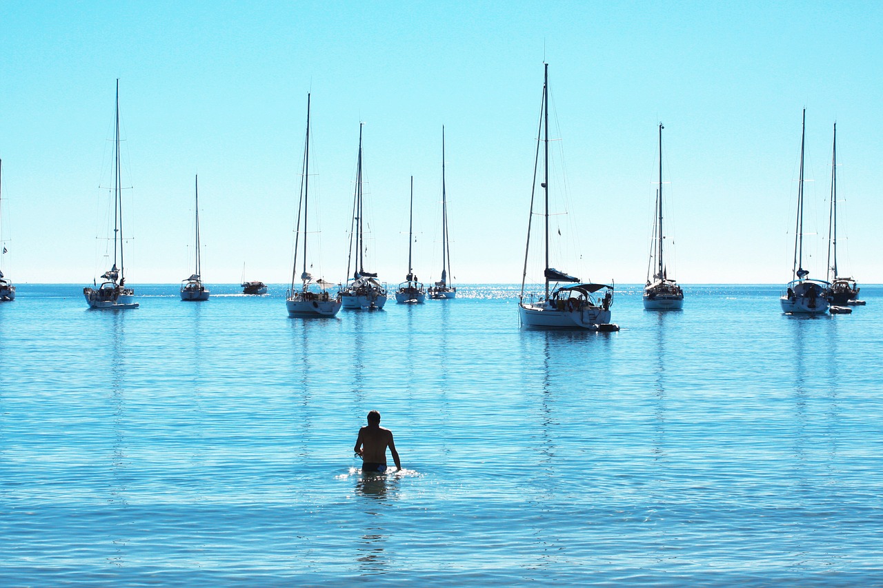 sea corsican boats free photo