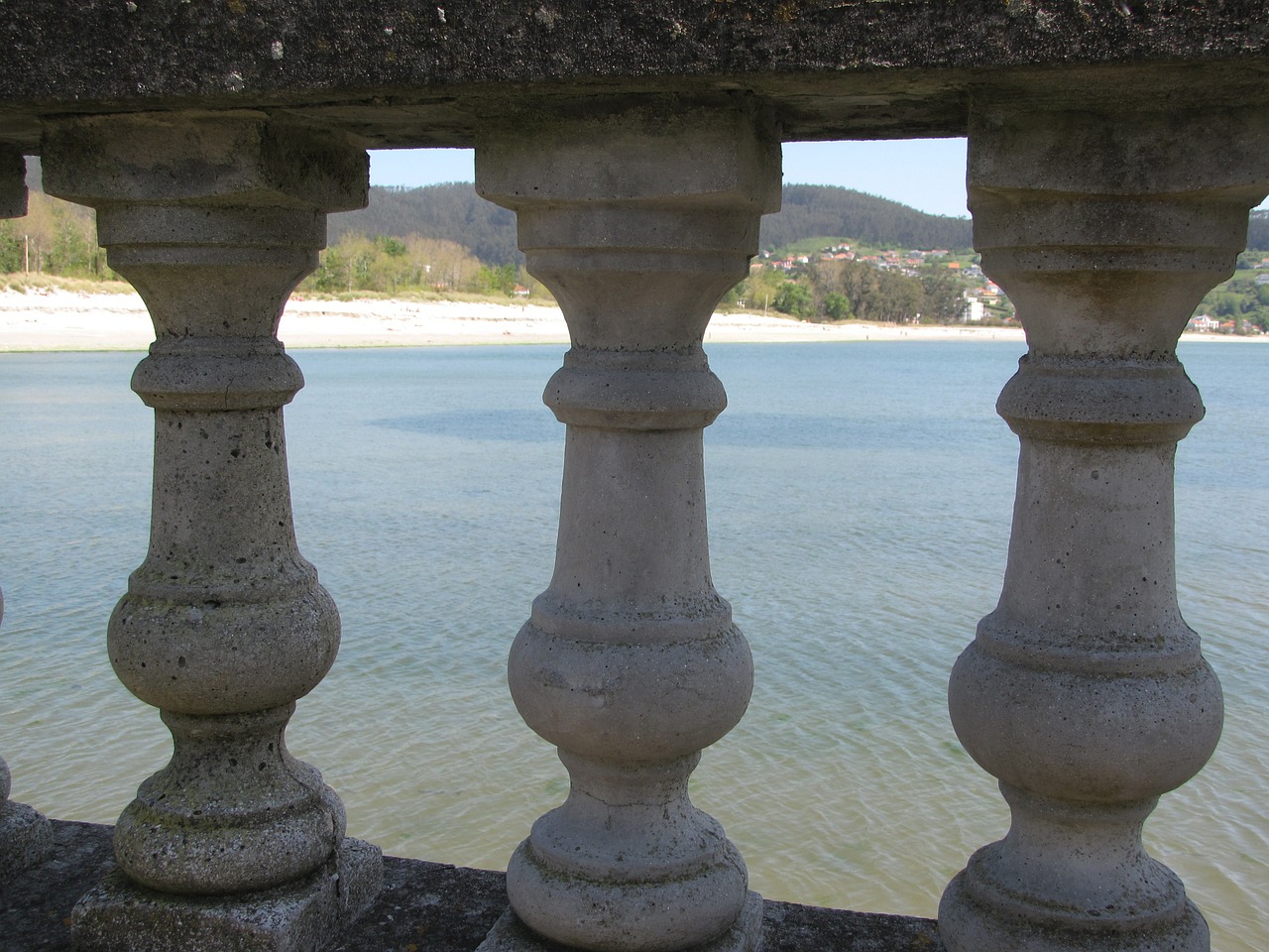 sea balusters views free photo