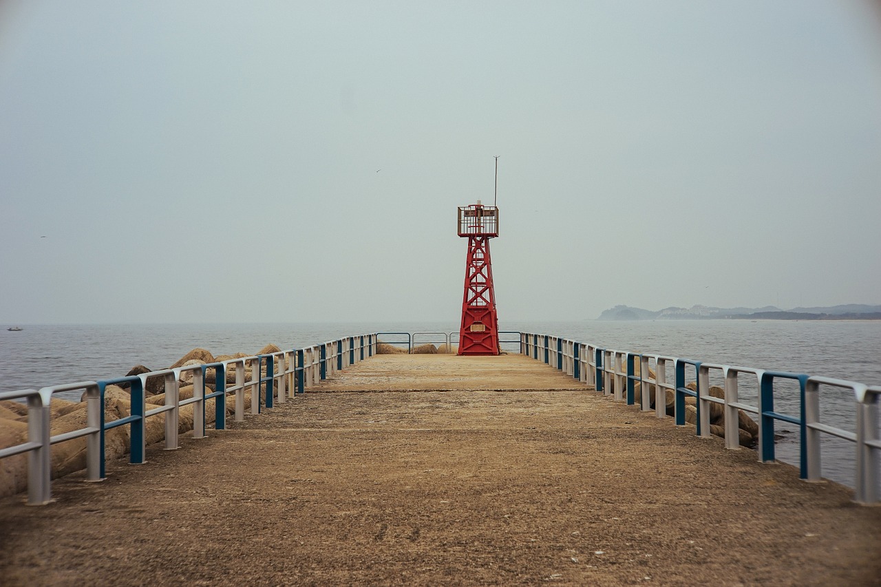 sea lighthouse free pictures free photo