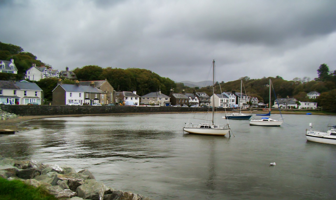 sea boat sky free photo