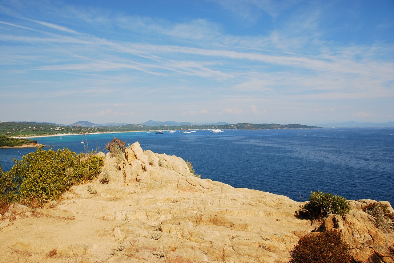 sea sky rocks free photo