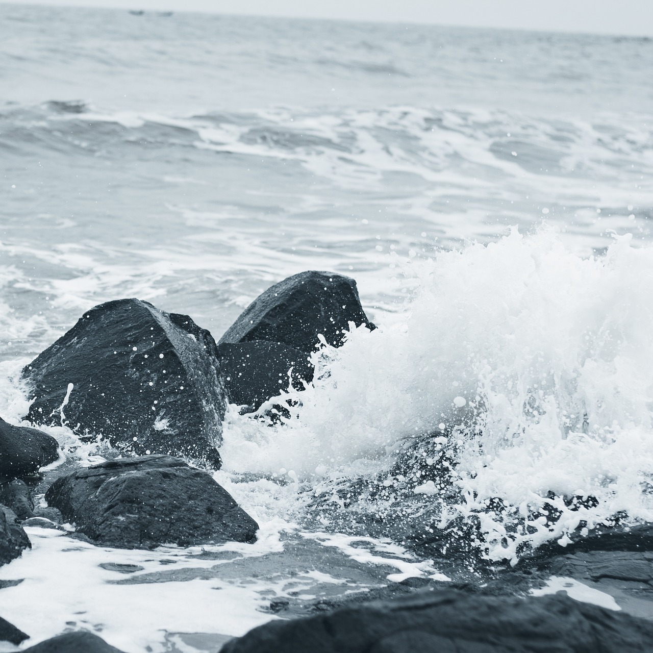 sea spray reef free photo