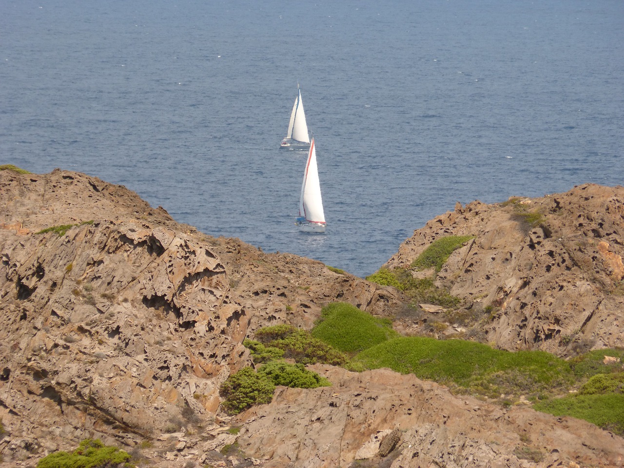 sea cap de creus rocks free photo