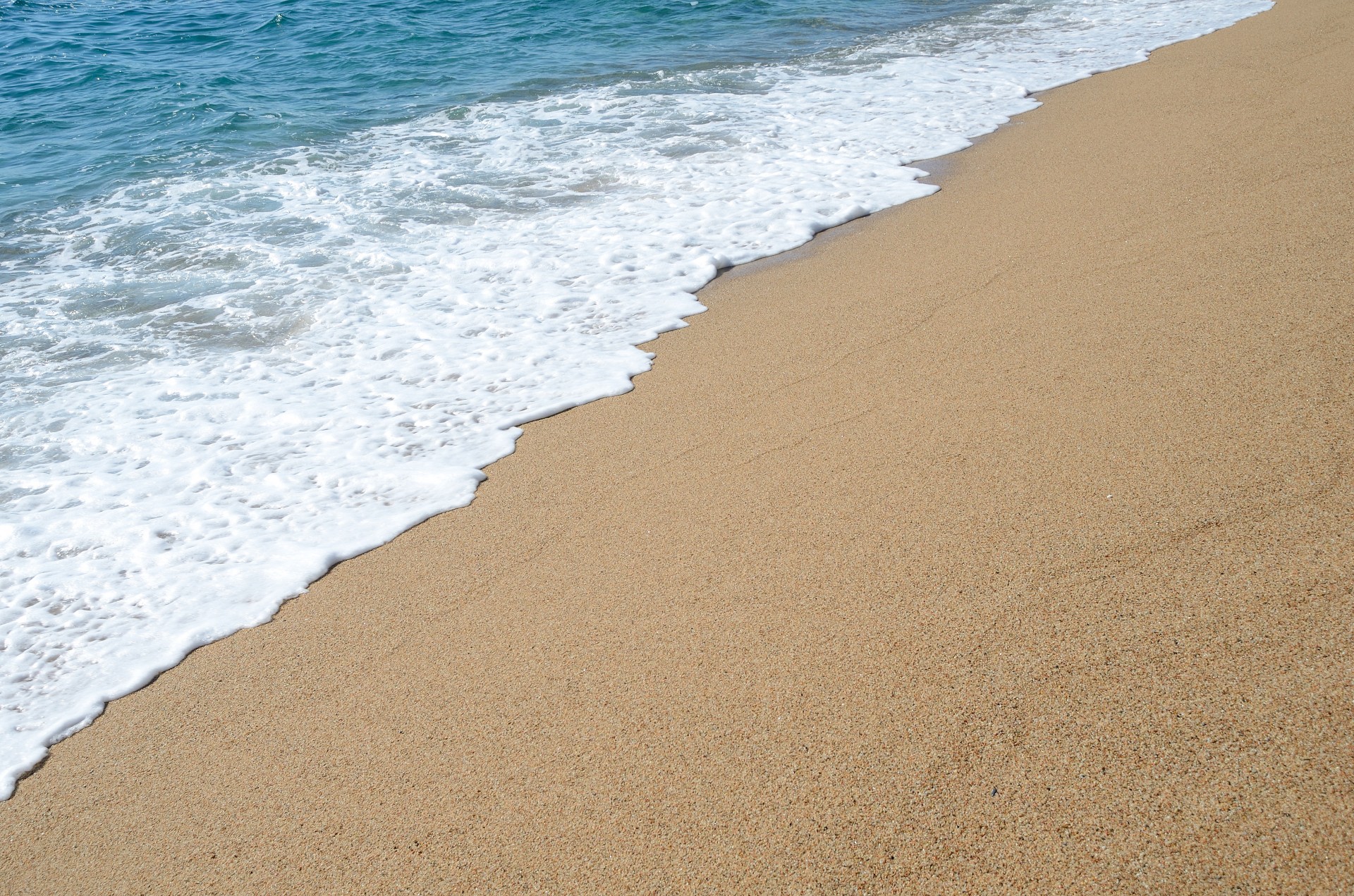 Пляжный песок