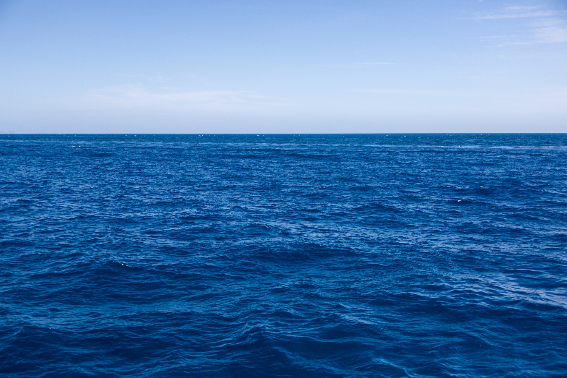 Голубой морской простор фото