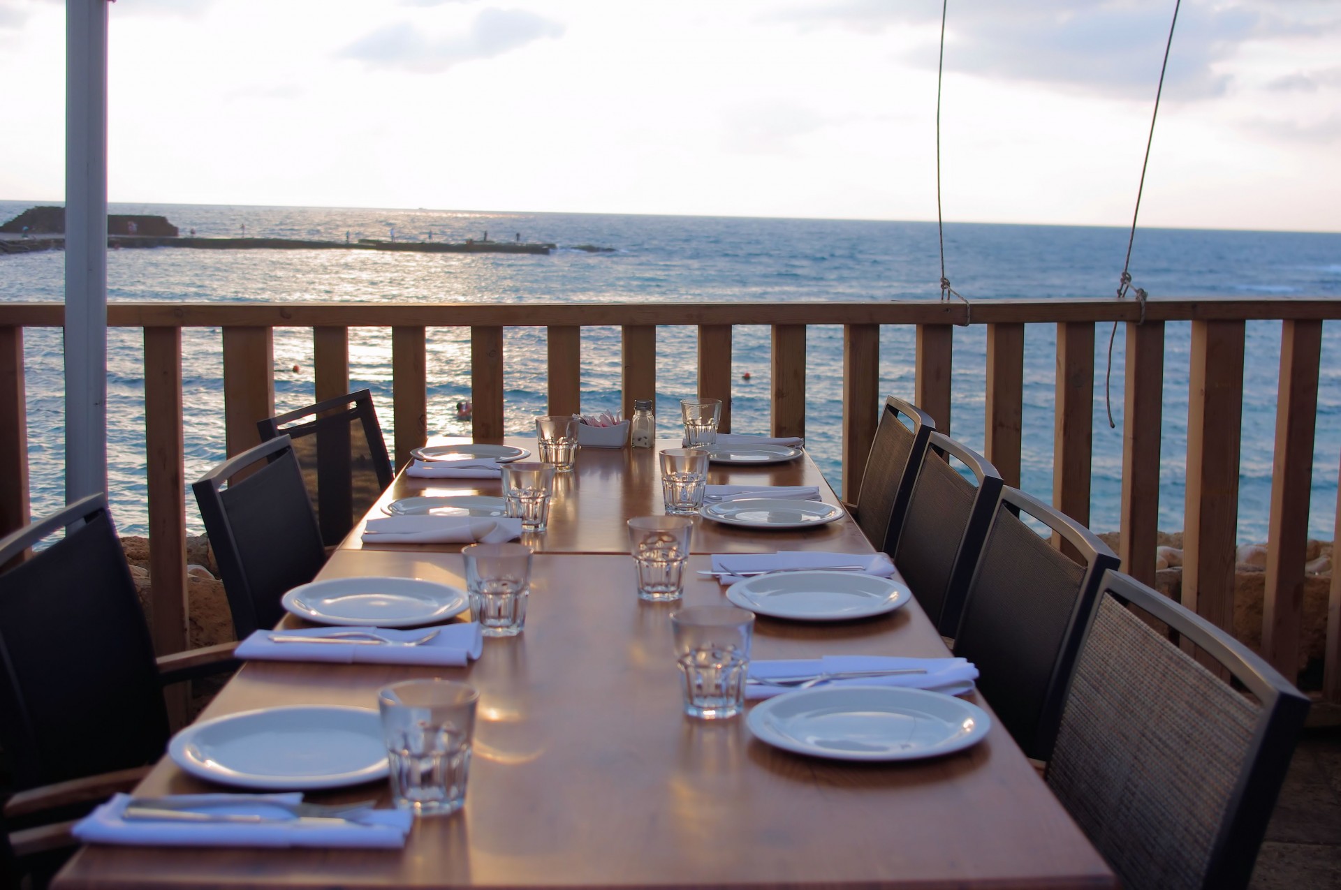 sea restaurant vacation free photo