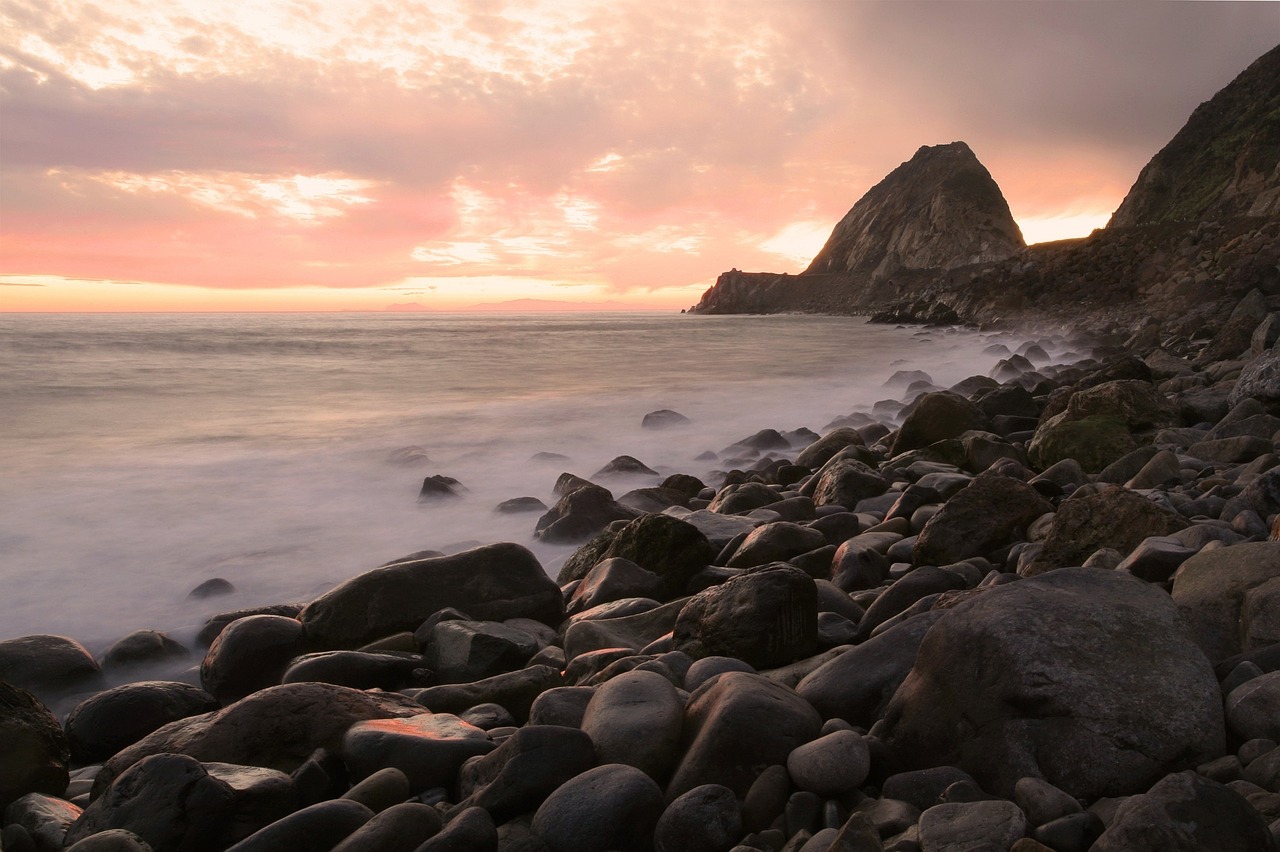 seacoast rocks ocean free photo