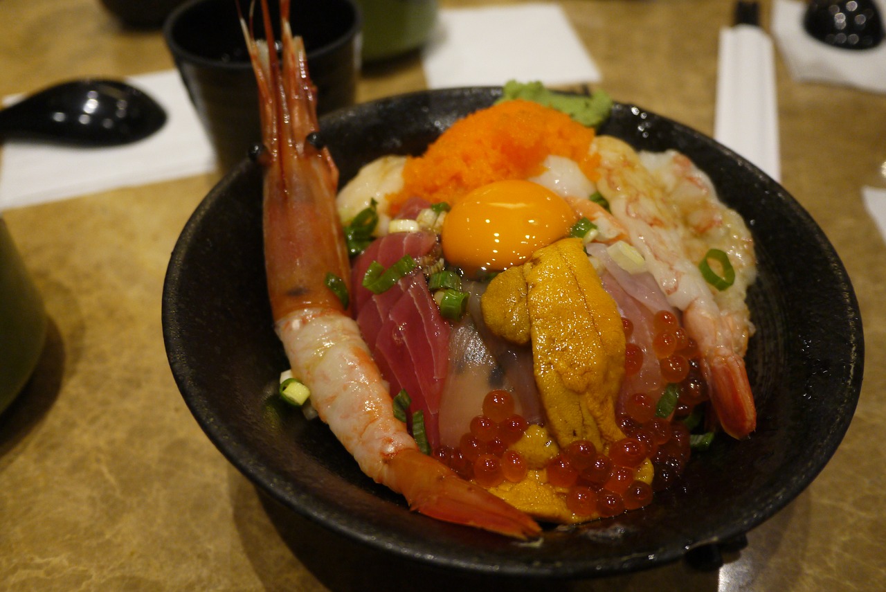 seafood japanese sushi free photo