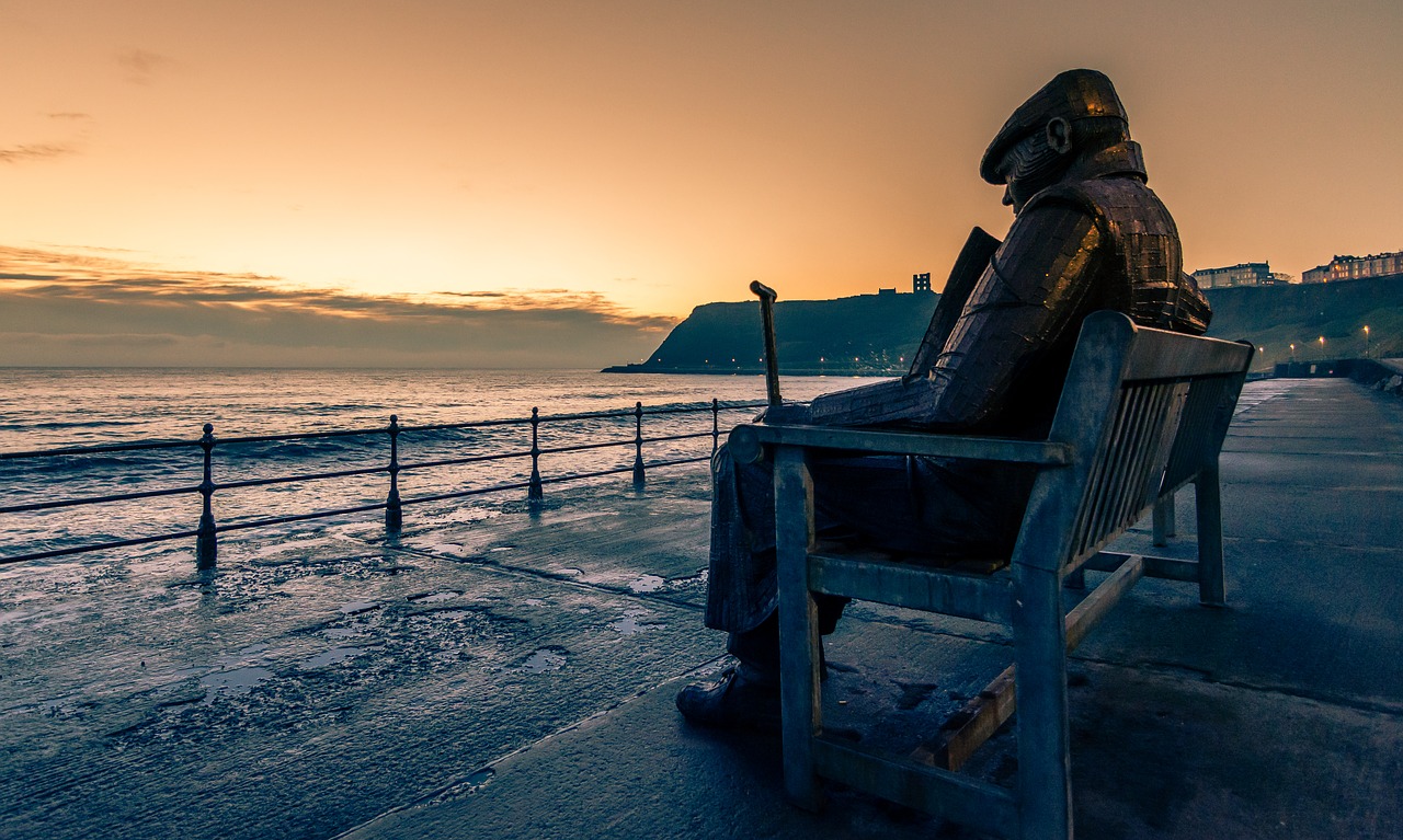 seascape sculpture giant bench free photo