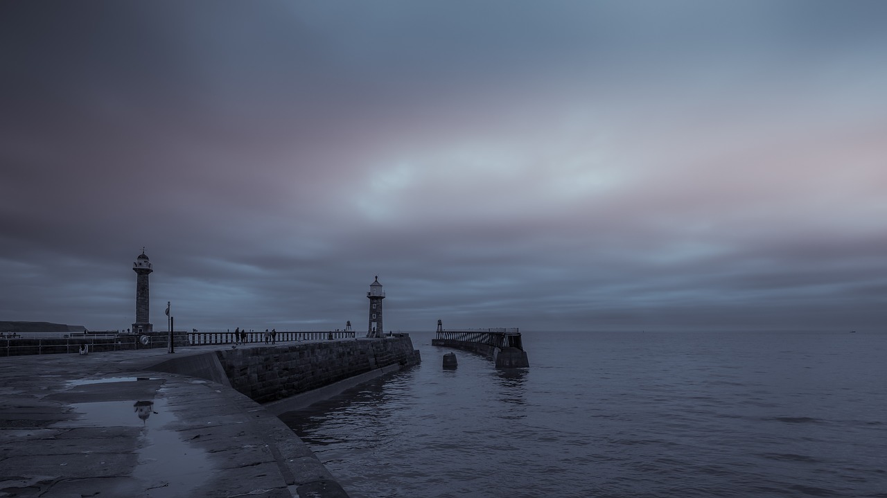 seascape moody sky free photo