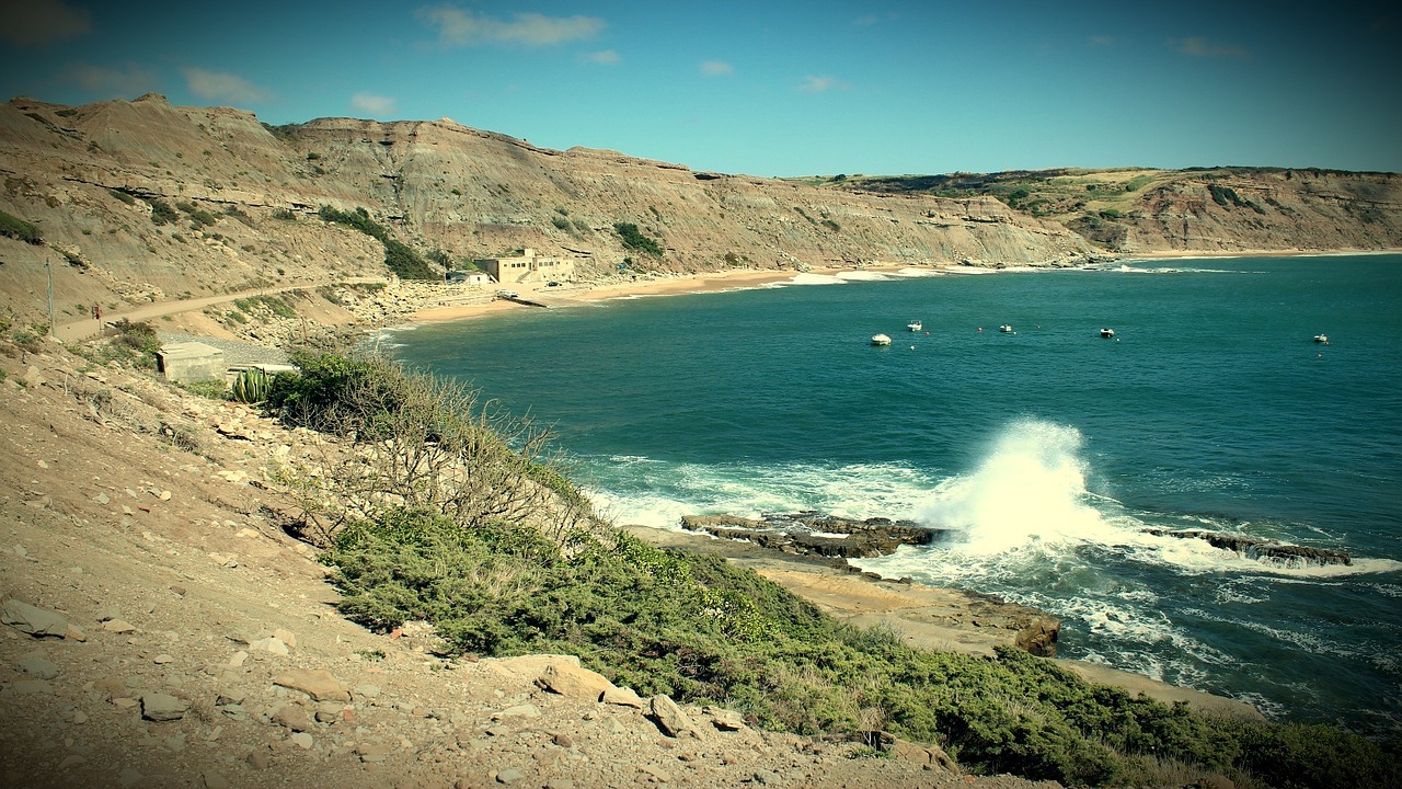 seashore coastline boat free photo