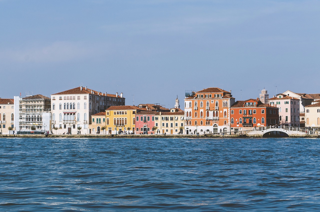 seaside buildings homes free photo