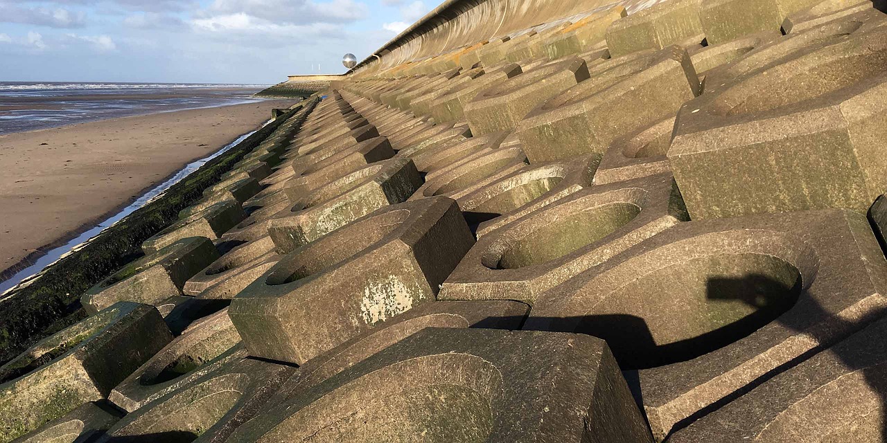 seaside blackpool beach free photo