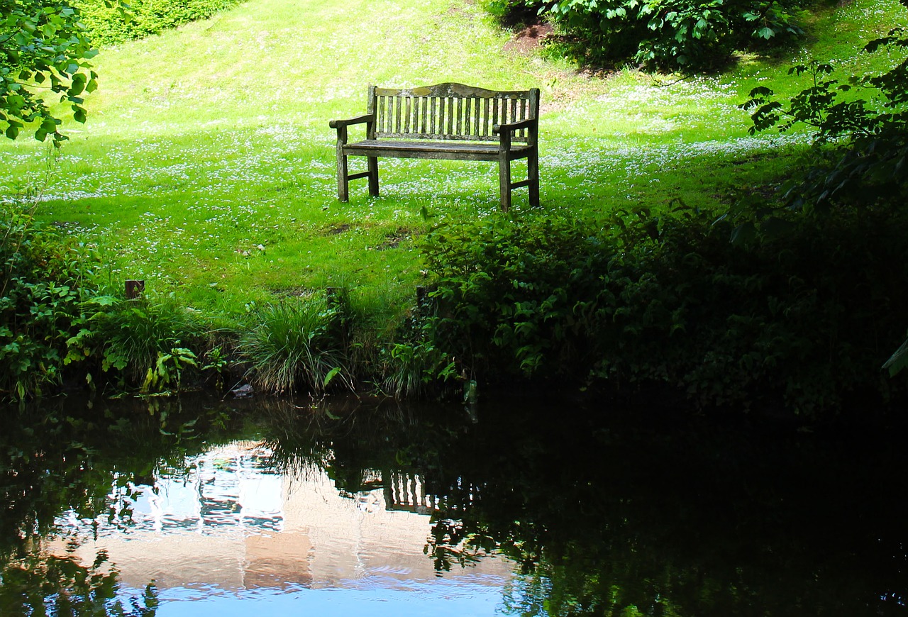 seat pond alone free photo