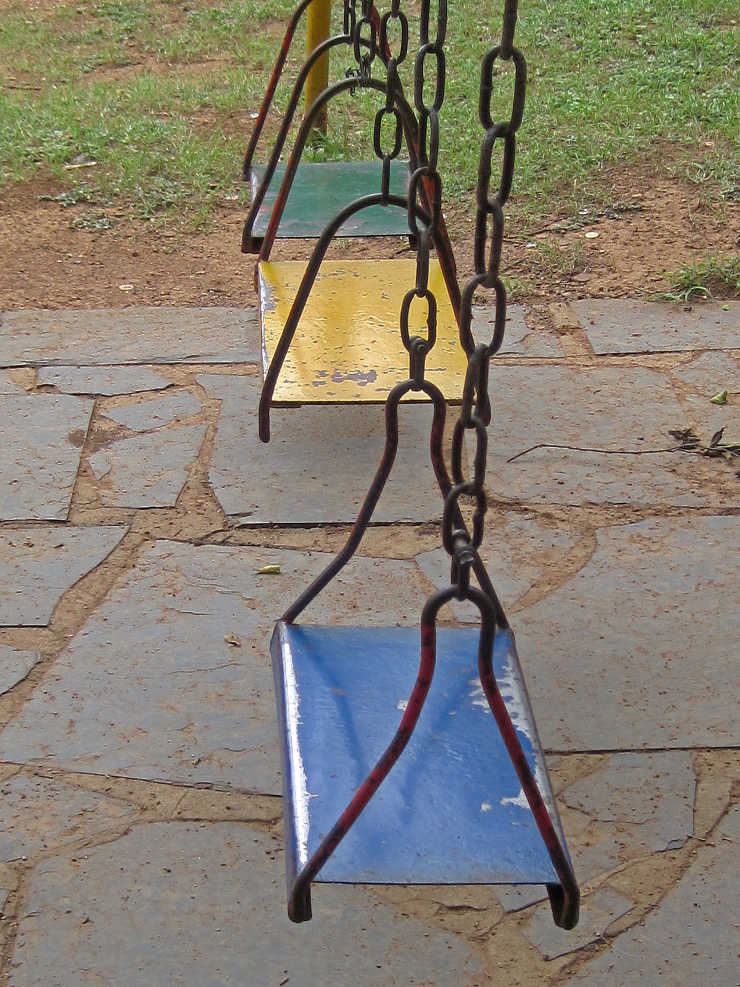 playground swings chains free photo