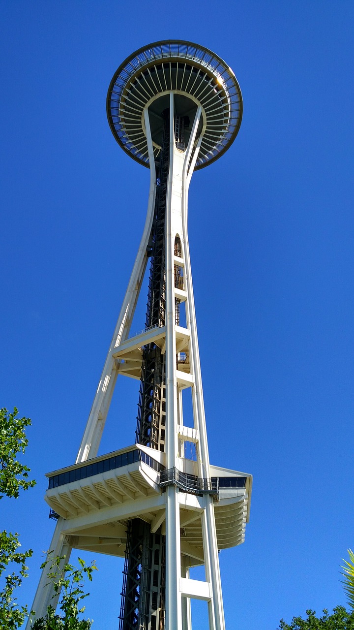 seattle skyneedle blue sky free photo