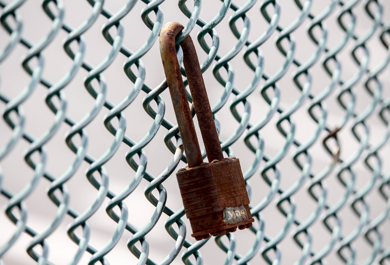 security  lock  rusty free photo