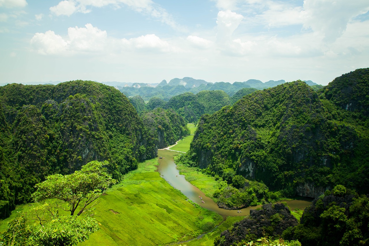 security affairs  vietnam  cave buy free photo