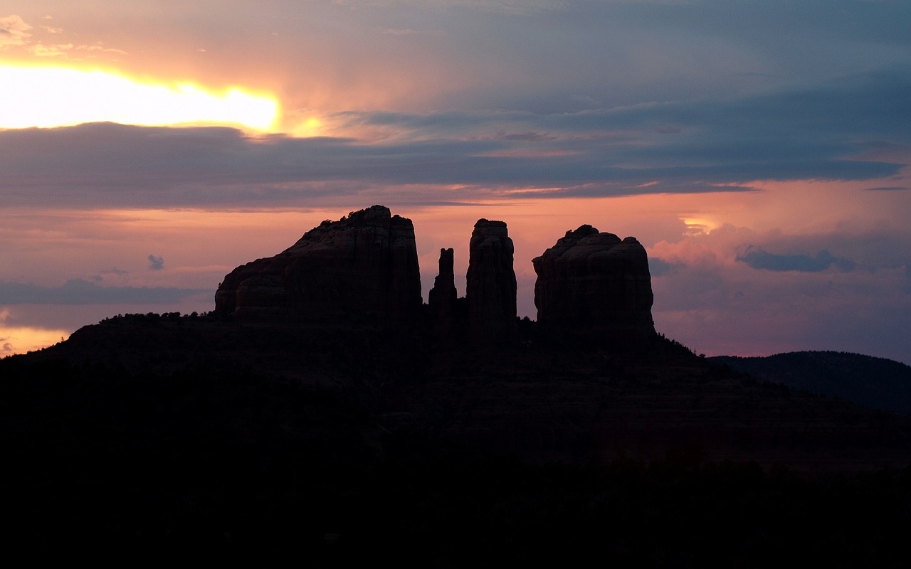 sedona arizona cathedral rock free photo