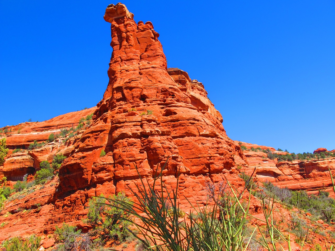 sedona red rock formation free photo