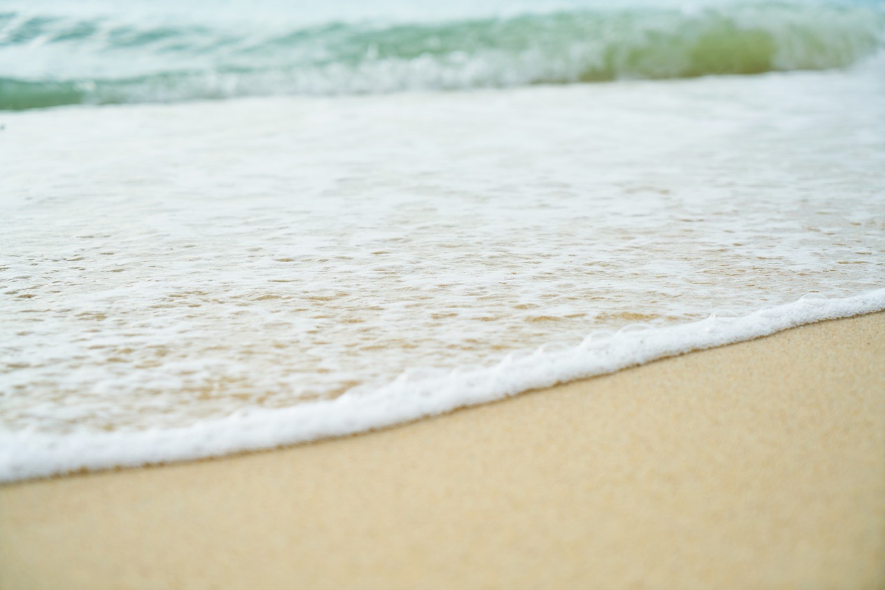 Natural wave. Песок пляж текстура. Золотистый пляж макро. Фото пляжа со стороны. Краска светлый пляж.