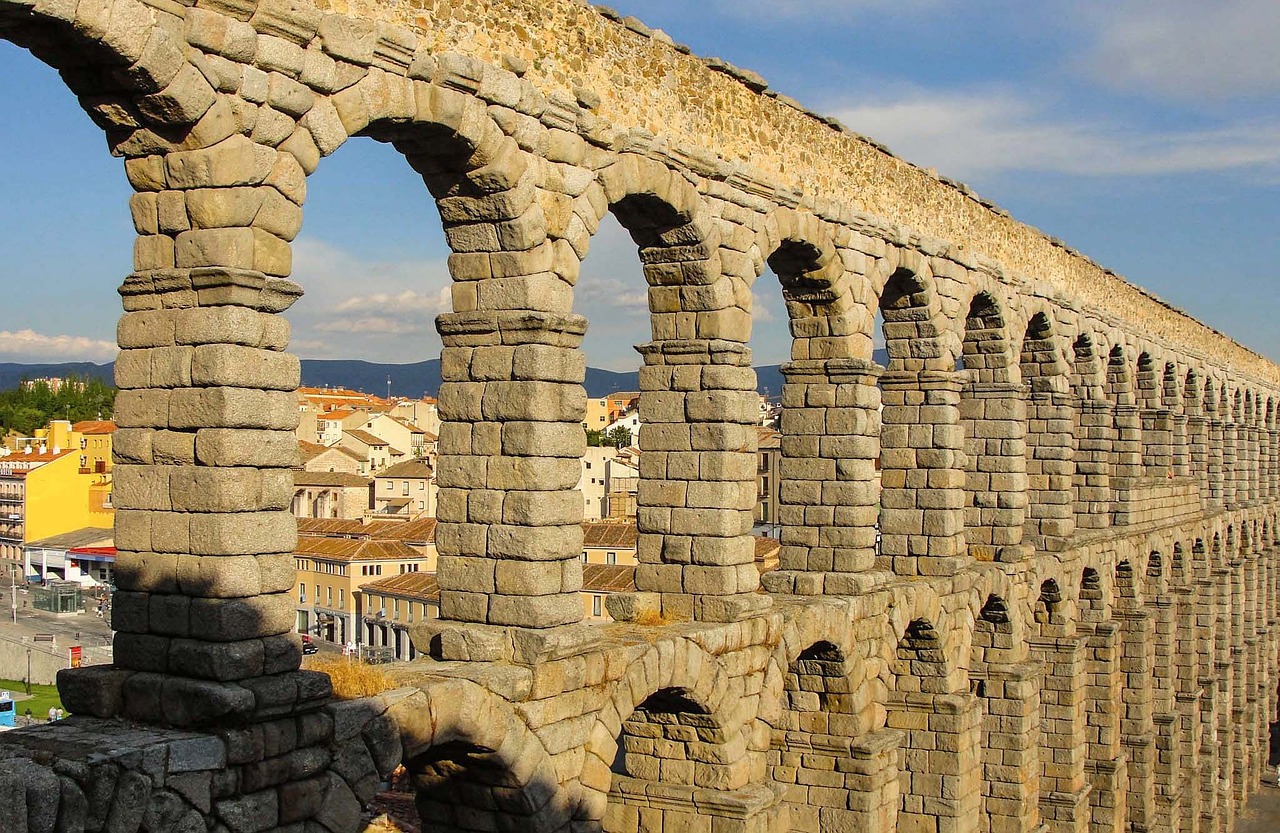 segovia aqueduct monument free photo