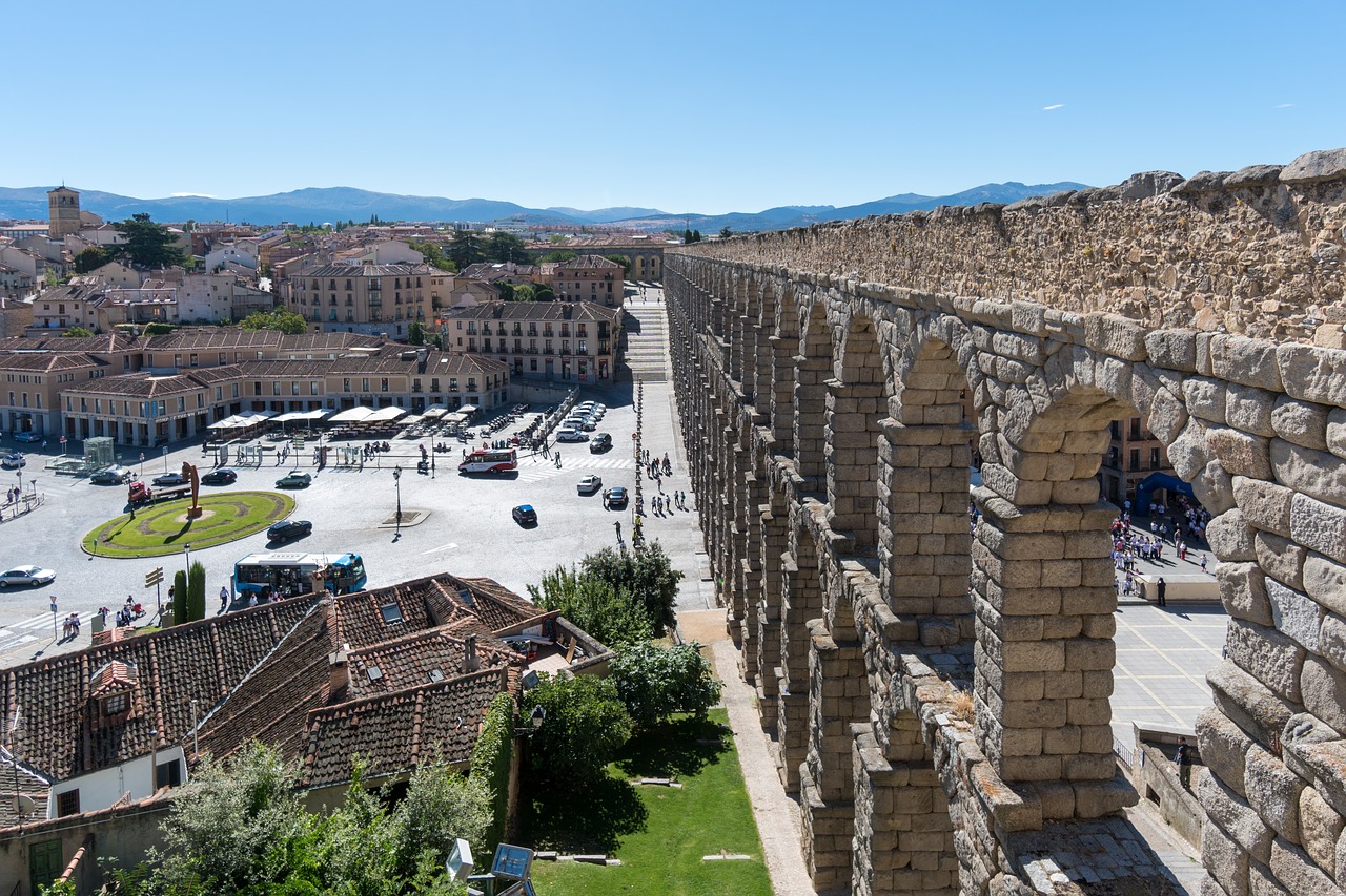 segovia spain aqueduck free photo