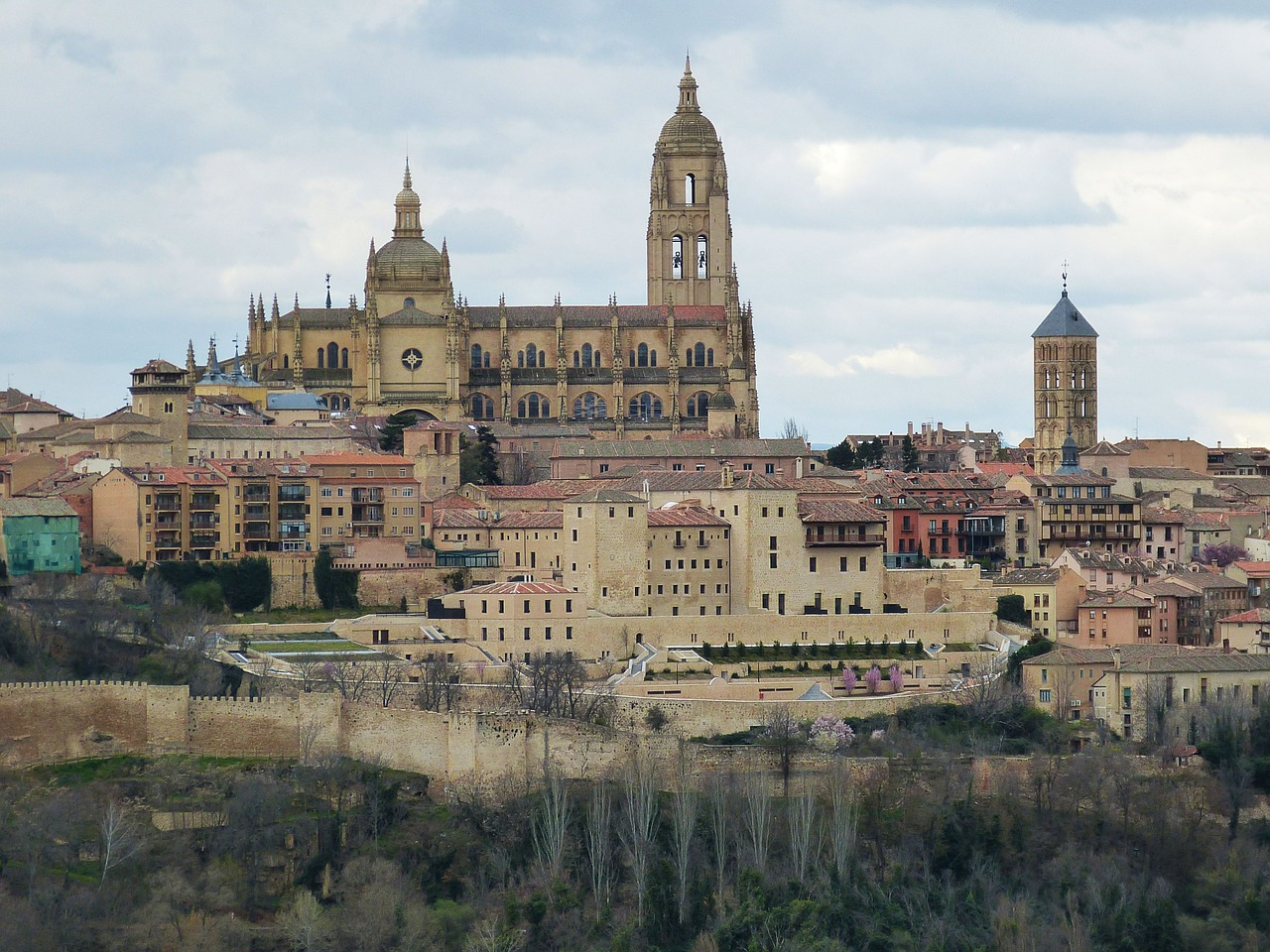 segovia spain old town free photo