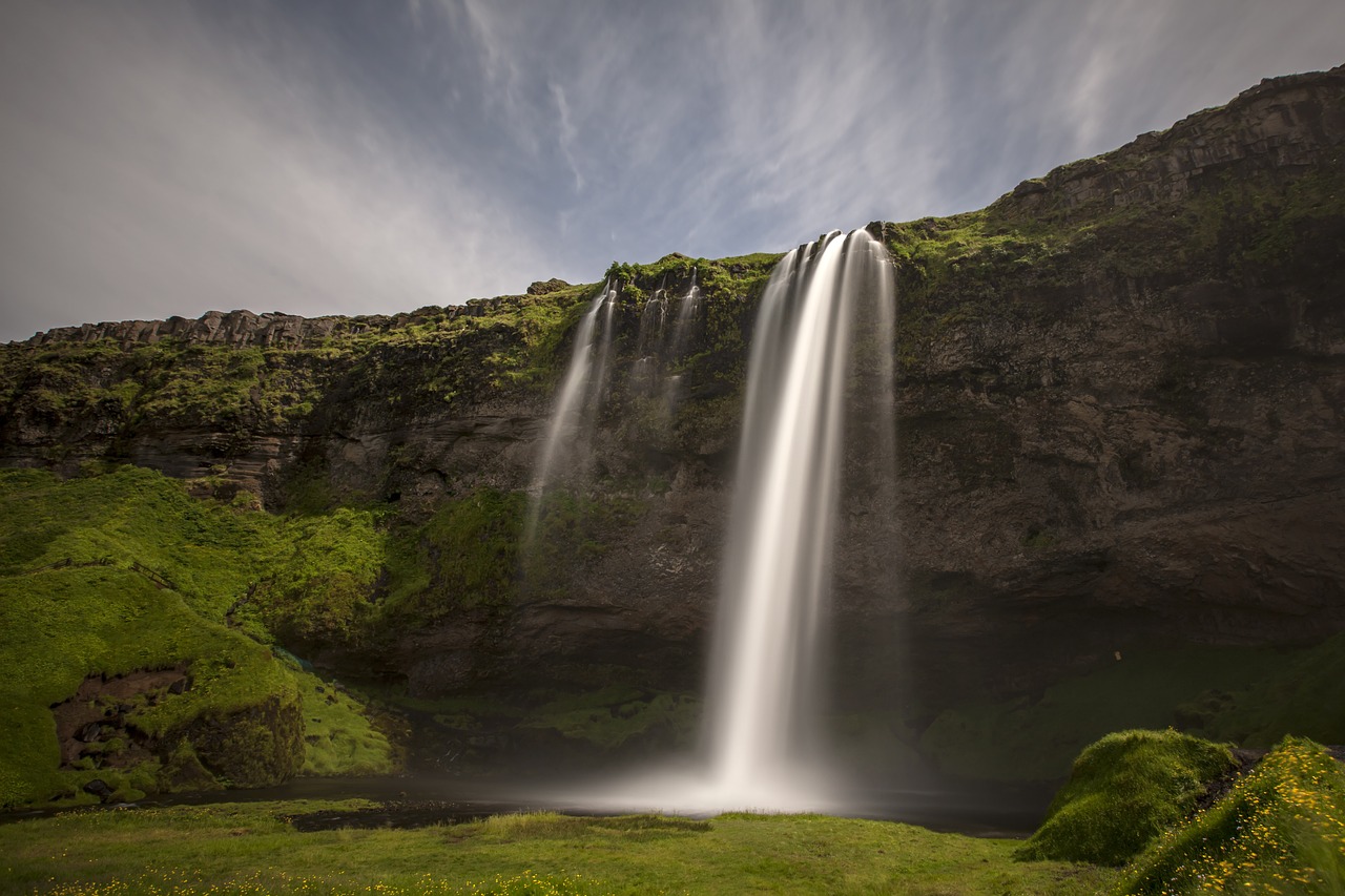 seljalandsfoss waterfall iceland free photo