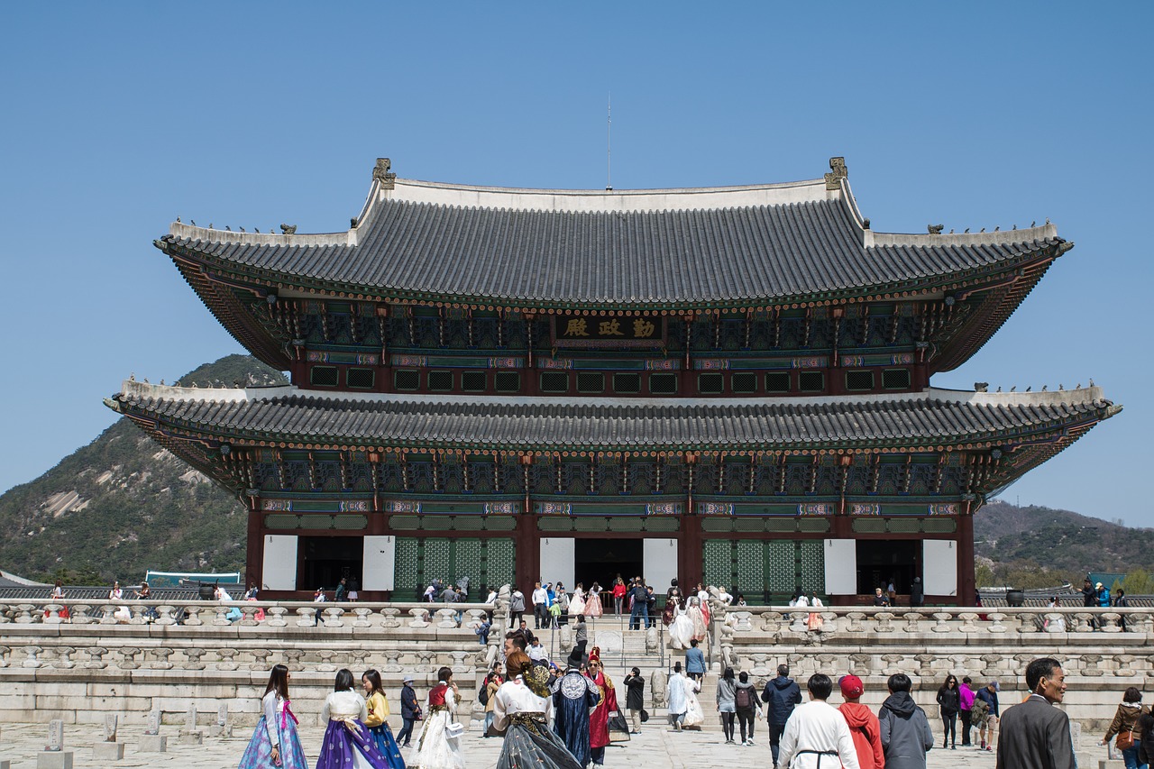seoul  gyeongbok palace  korea free photo