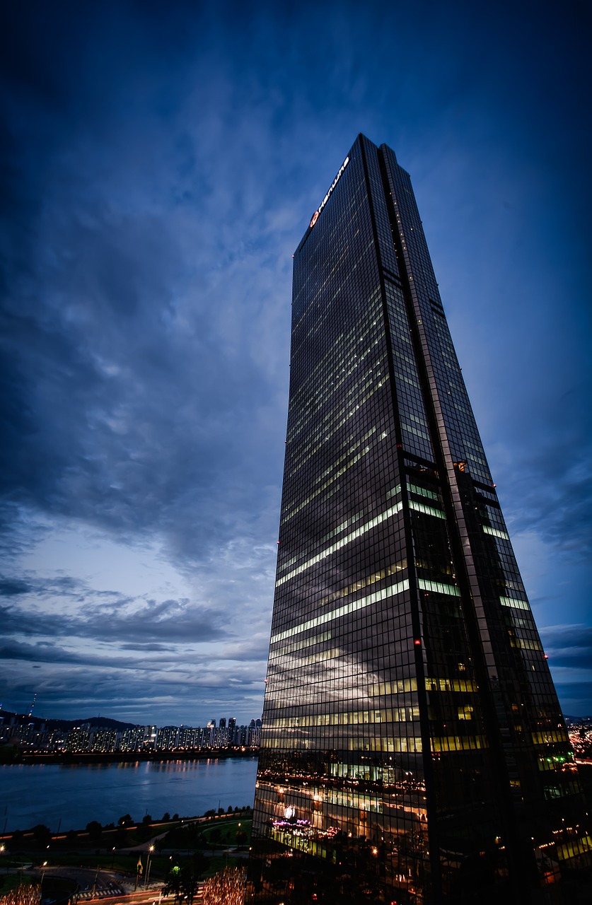 seoul skyscraper building free photo