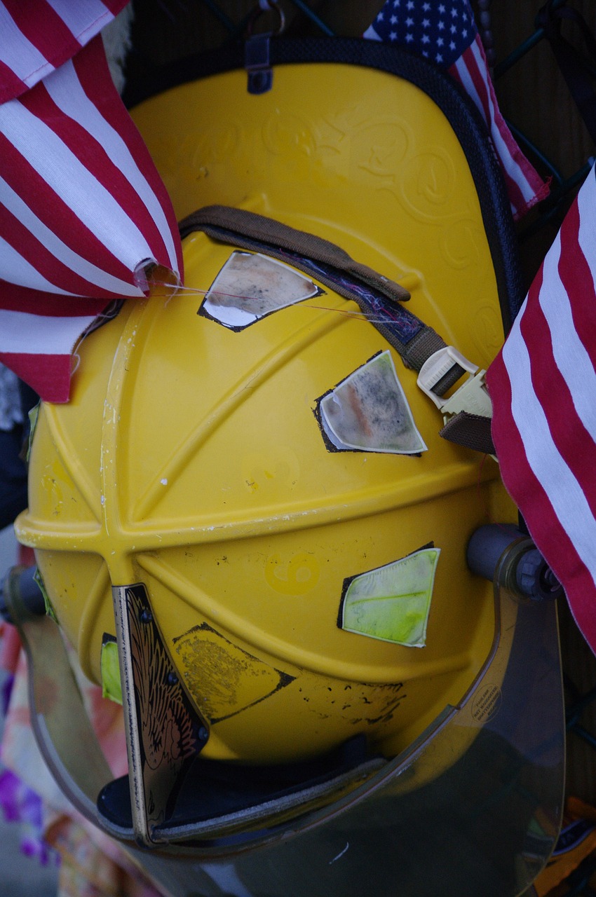 september 11 firefighters tribute free photo