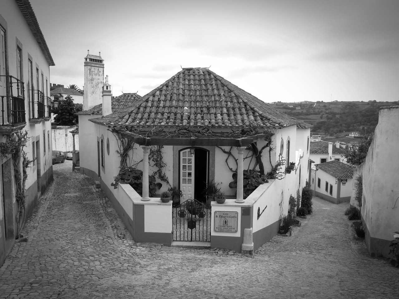 obidos portugal old town free photo