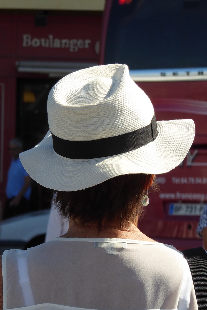 woman hat go back free photo