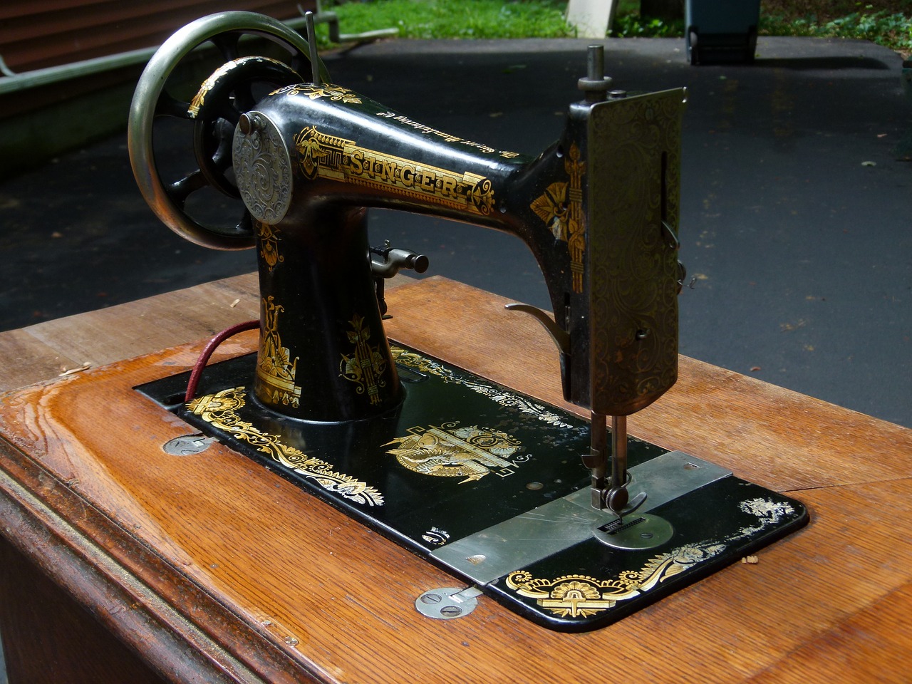 sewing machine sewing machine free photo