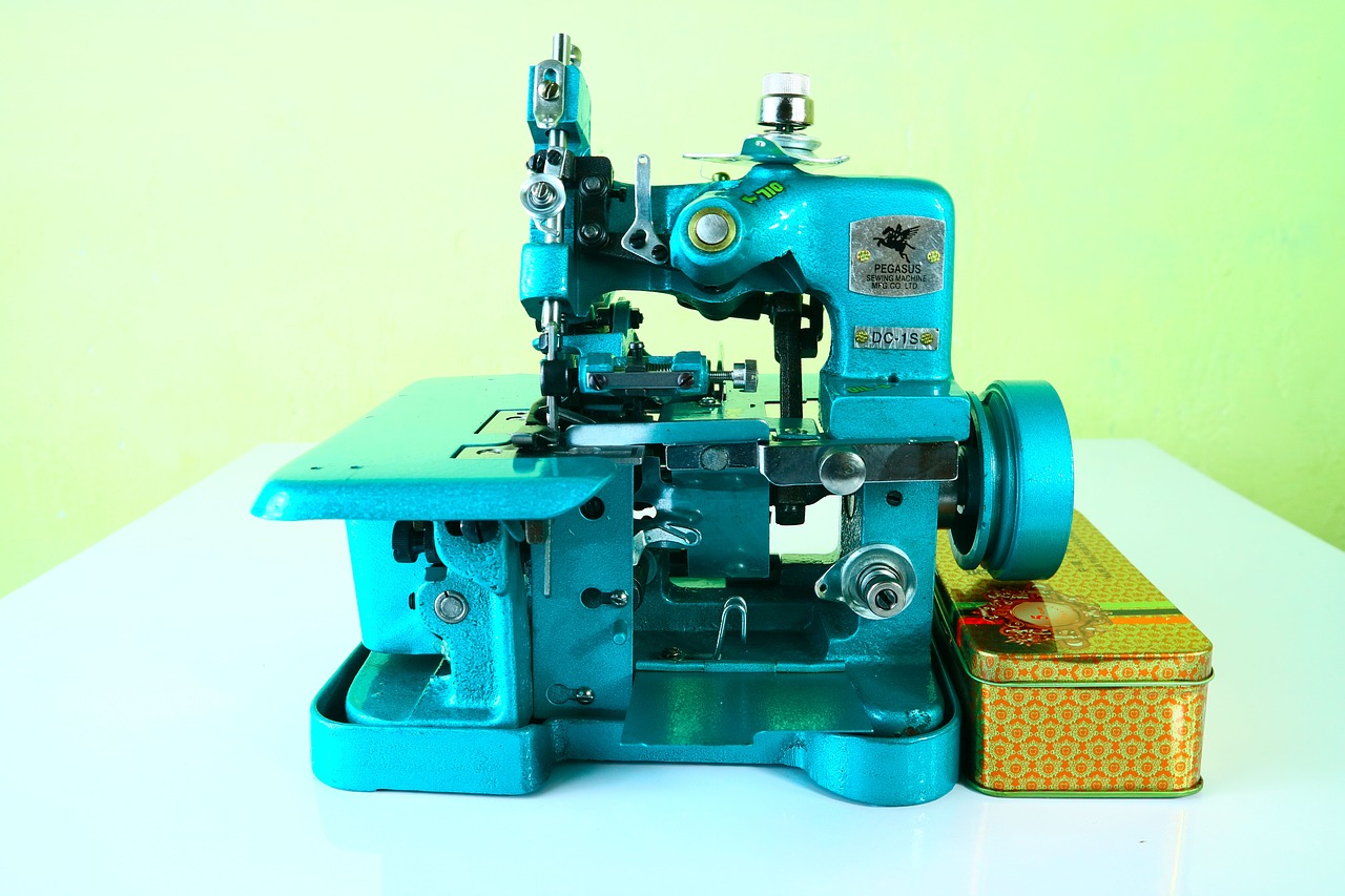 sewing machine mesin obras blue free photo