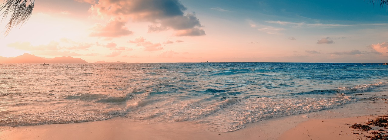 seychelles  panorama  sea free photo