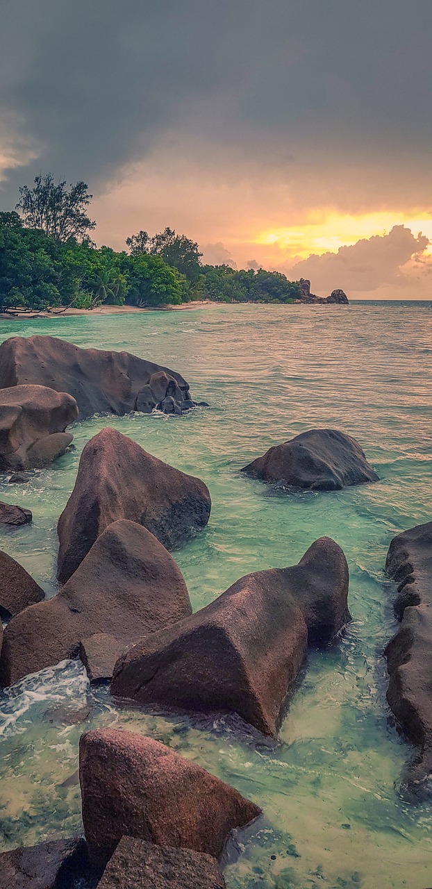 seychelles  sunset  ocean free photo