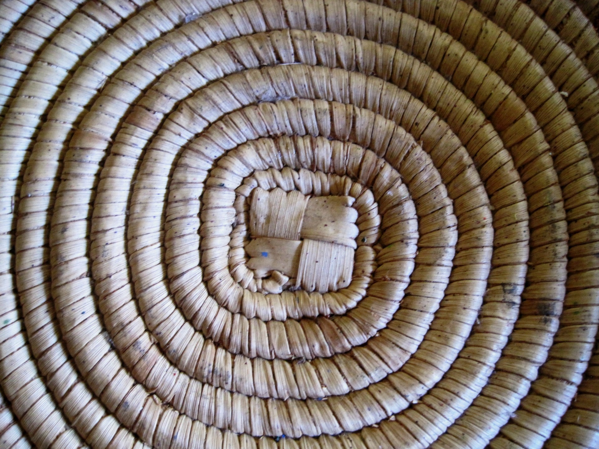 basket weave platter free photo
