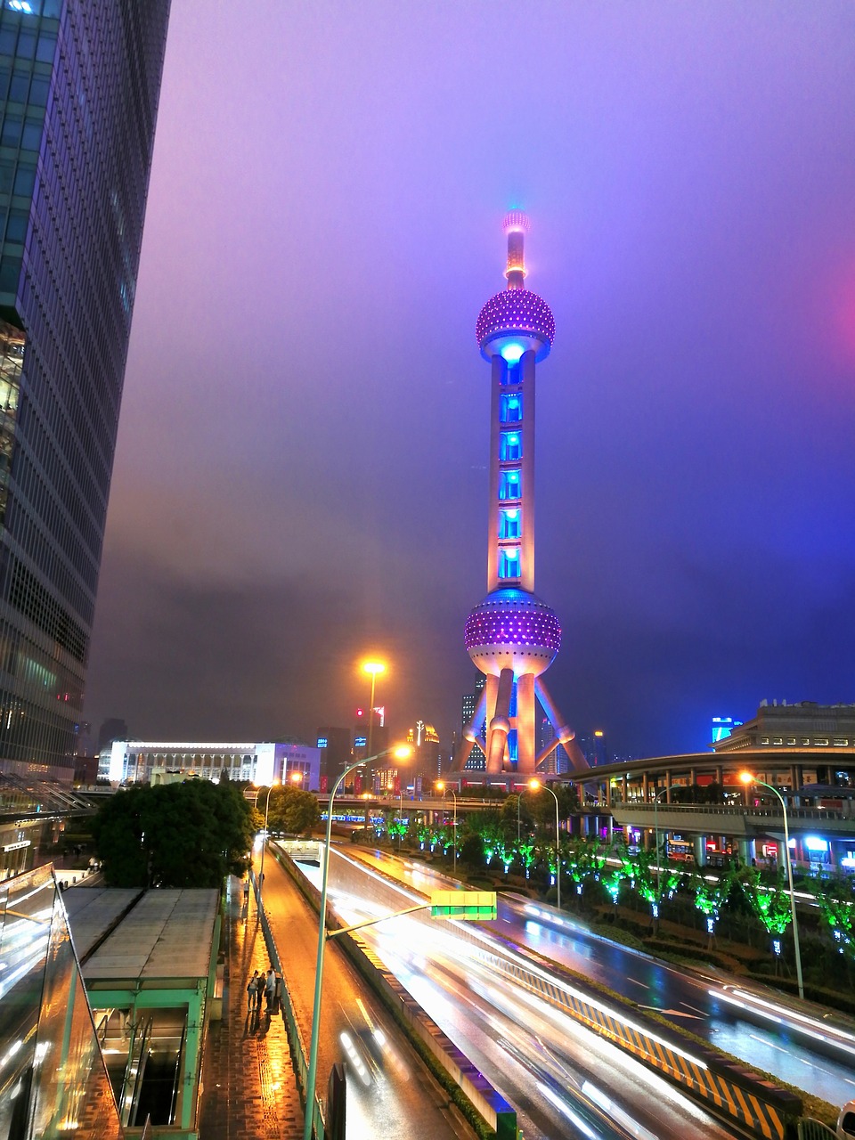 shanghai  night view  pearl of the orient free photo