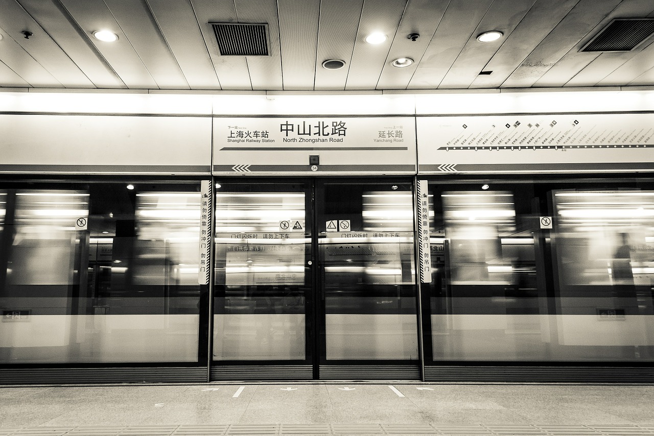 shanghai metro travel free photo